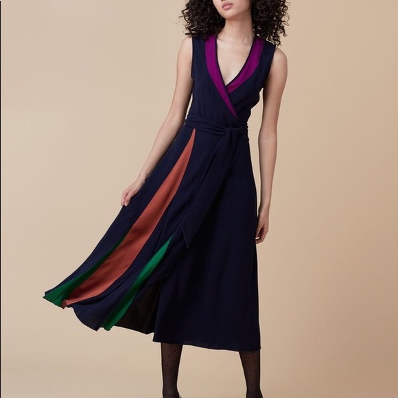 Diane Von Furstenberg Dresses & Skirts - Diane Von Furstenberg navy-blue wrap dress